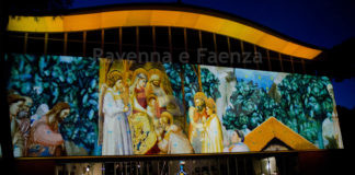L’accensione del Presepe Artistico completa il villaggio di “MiMa Wonderland”