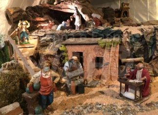 Nel presepe di Solarolo spuntano le mascherine