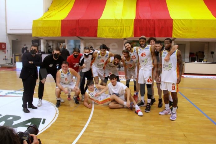 a0fb575f-a978-425d-bd3a-7bc88902a6e1