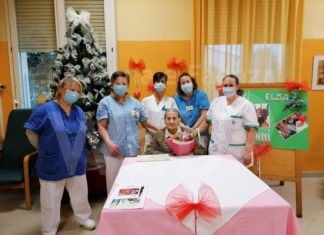 Compie 100 anni alla Camerini di Castel Bolognese: festa in videochiamata con i parenti