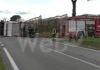 Camion dei Vigili de Fuoco si ribalta mentre rientra in caserma dopo un intervento: 3 feriti