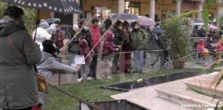 Anche la Fontana Monumetale diventa un gioco per i bambini