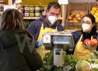 Natale al Mercato di Campagna Amica: fra spesa sospesa, strenne e buoni regalo