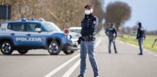 Natale in lockdown, in macchina solo in due e centinaia di pattuglie in strada per i controlli