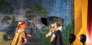 La Befana porta in regalo lo spettacolo di burattini del Teatro del Drago