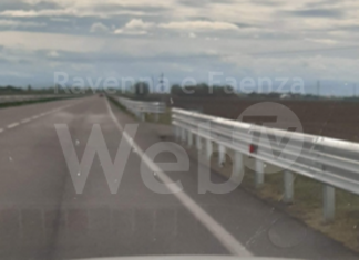 Iniziano i lavori di installazione di nuove barriere stradali lungo la SP 610R Selice