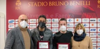 Papa e Jidayi premiati per le 100 presenze in giallorosso