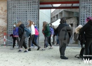 Rete Nazionale Scuola in Presenza: “La scuola non deve più chiudere, se non come ultima risorsa”