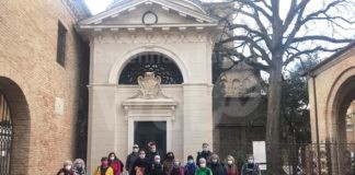 Una delegazione Cai Ravenna in partenza per il “Cammino di Dante”: il saluto dell’assessore al Turismo