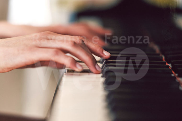 30weiner-Sub2-superJumbo