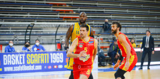 Basket: L’OraSì Ravenna firma l’impresa e vince a Scafati 88-91
