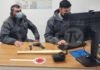 Durante una lite, minaccia di uccidere con una pistola giocattolo: 31enne denunciato