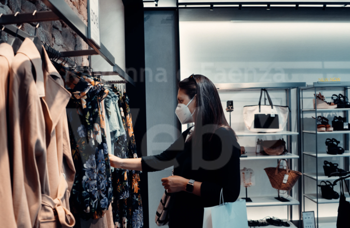 coronavirus negozio economia