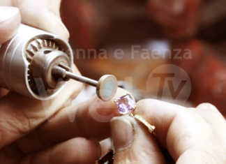 L’allarme di Cna: “Ceramica, mosaico, oreficeria, artigianato artistico totalmente dimenticati dai ristori”