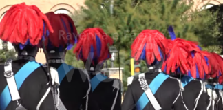 Concorso per diventare Ufficiale dell’Arma dei Carabinieri: il Comandante Petrone incontra gli studenti