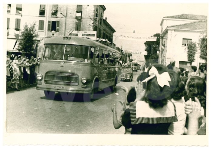 Visita dei Marmirolesi a Massa Lombarda nel 1951 (2)