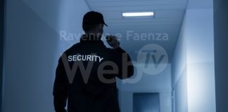 Guardia giurata finita nel fosso dopo 9 ore di lavoro, il sindacato Ugl: “Adesso la pratica passa ai legali”