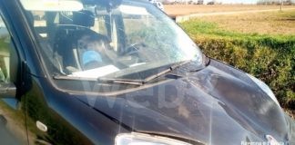 Auto piomba su due ciclisti: un ferito grave trasportato al Bufalini di Cesena