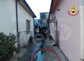 Incendio Faenza in via Borgo pieve Ponte, nessuna persona coinvolta