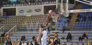 Basket: La Rekico perde in casa con Omegna