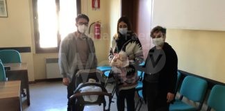 Dono e kit benvenuto ai nuovi nati ad Alfonsine