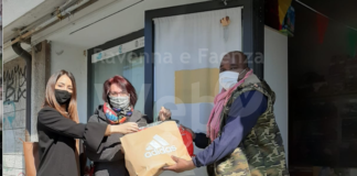 Raccolta vestiti per le famiglia in difficoltà da parte del gruppo Terziario Donna Confcommercio