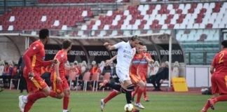 Calcio: il Ravenna FC sbatte contro il muro biancoscudato