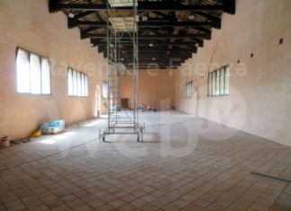 Palazzo del Podestà, ecco la nuova pavimentazione della Sala dell’Arengo