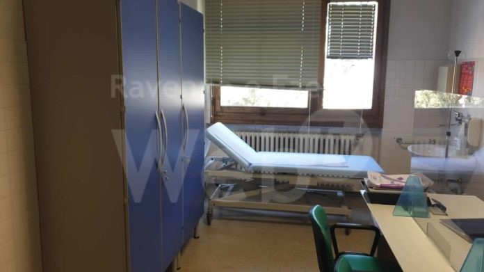 RRC Ospedale Donazione Arredi 02