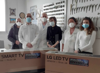 Solidarietà: donati nuovi televisori per i pazienti ricoverati all’ospedale di Ravenna