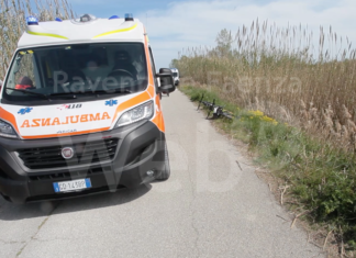Scontro tra ciclisti in via Argine Sinistro Fiumi Uniti: un uomo ricoverato al Bufalini