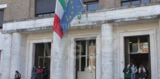 L’appello di Priorità alla Scuola: “Il ritorno in classe non sia solo verifiche e voti”