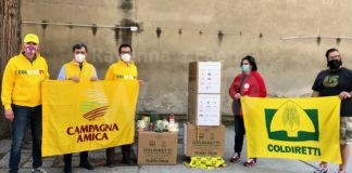 Pasqua solidale: Coldiretti e Campagna Amica donano cibo Made in Italy a famiglie ravennati in difficoltà economica