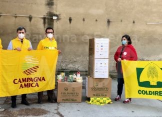 Pasqua solidale: Coldiretti e Campagna Amica donano cibo Made in Italy a famiglie ravennati in difficoltà economica
