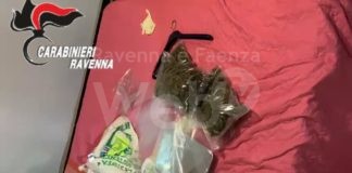 Droga, i Carabinieri arrestano due giovani coinvolti in un giro di spaccio: denunciata anche una donna