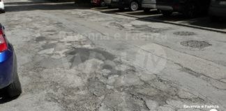 Via Zannoni, la piccola via dimenticata: raccolta firme dei residenti