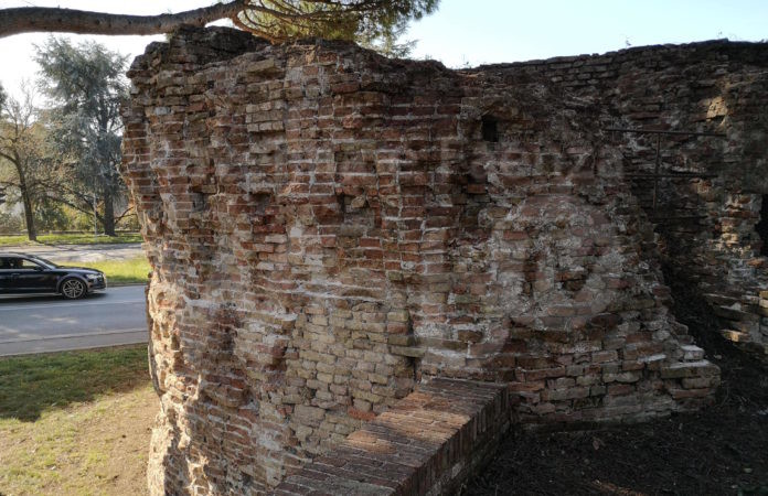 21-05-11 foto tratto di via Gaza torrione dei Preti