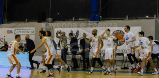Basket: OraSì, cuore infinito! Pareggia la serie vincendo gara2 dopo due tempi supplementari (97-98)