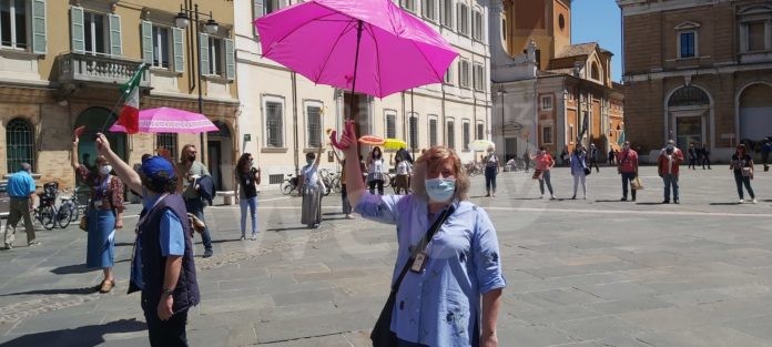 FEDERICA MAZZOTTI ALLA MINIFESTAZIONE DELLE GUIDE IL 6 GIUGNO 2020 IN PIAZZA DEL POPOLO1