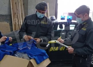 GDF: Sequestrate al porto di Ravenna 10250 “Polo” contraffatte prodotte in Bangladesh