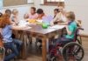 Inclusione scolastica degli alunni con disabilità: il Comune sperimenterà la figura dell’educatore di plesso