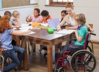 Inclusione scolastica degli alunni con disabilità: il Comune sperimenterà la figura dell’educatore di plesso