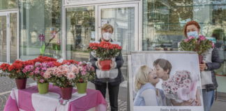 Festa della Mamma 2021: i volontari IOR tornano nelle piazze