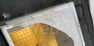 12enne sfonda il lucernario di un supermercato e cade da 4 metri d’altezza