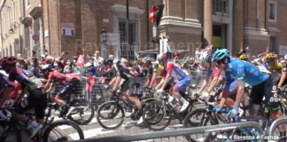 Ravenna si tinge di rosa per la partenza della tredicesima tappa del Giro d’Italia dedicata a Dante