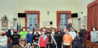 I faentini che hanno gareggiato alla 100 Km ricevuti in Comune