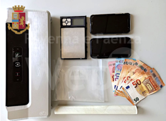 Prosegue il contrasto allo spaccio di droghe disposto dal Questore di Ravenna, la Polizia di Stato arresta un 27enne