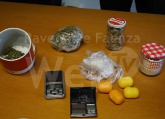 Nello zaino aveva droga e più di 700 euro in contanti: arrestato giovane spacciatore