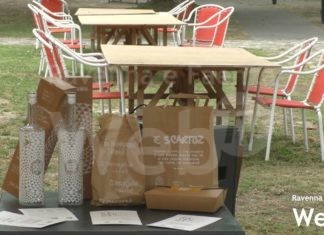 Ristoranti sempre più green con il progetto Ravenna Futura: “E Scartoz” e una speciale bottiglia in vetro per promuovere la sostenibilità