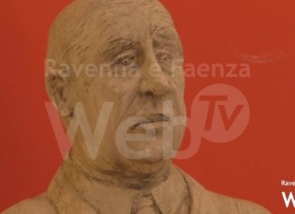 Un busto in memoria di Bendandi alla scuola